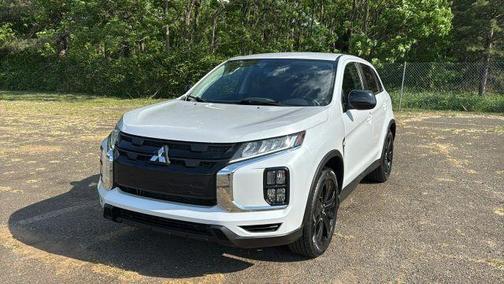 White 2022 Mitsubishi Outlander Sport LE