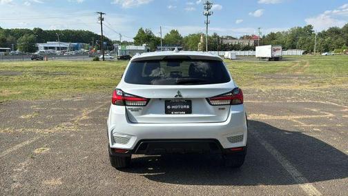 White 2022 Mitsubishi Outlander Sport LE