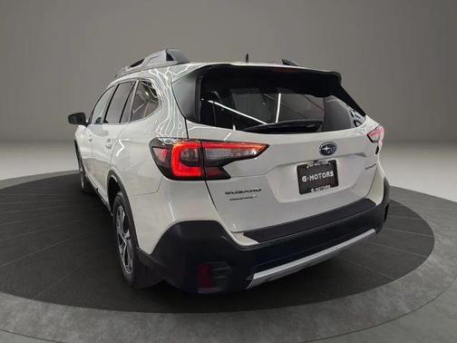 Crystal White Pearl 2020 Subaru Outback Limited