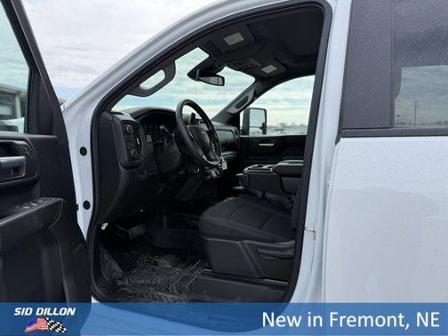 Summit White 2026 Chevrolet Silverado 3500 WT