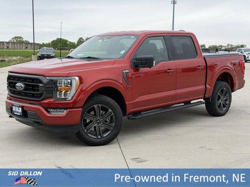 Hot Pepper Red Metallic Tinted Clearcoat 2023 Ford F-150 XLT