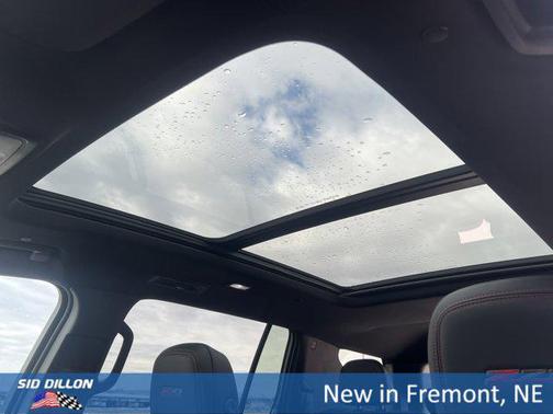 Mosaic Black Metallic 2026 Chevrolet Traverse AWD Z71