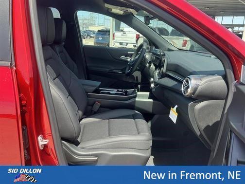 Radiant Red Tintcoat 2026 Chevrolet Equinox 1LT