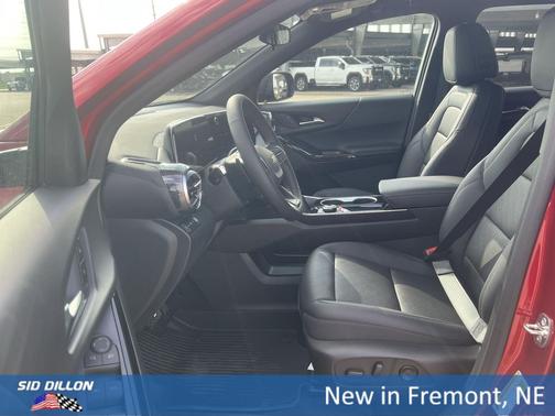 Radiant Red Tintcoat 2027 Chevrolet Equinox 1LT