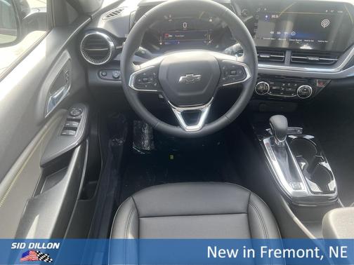 Cacti Green 2026 Chevrolet Trax FWD ACTIV