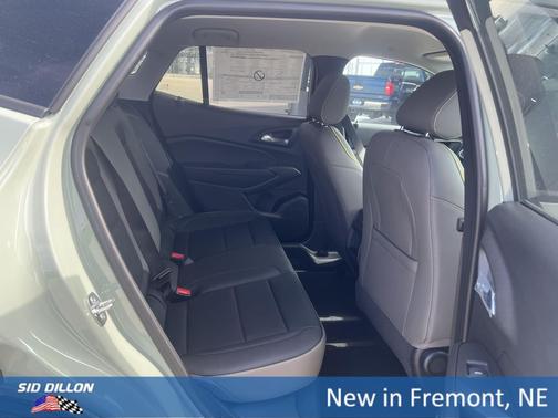 Cacti Green 2026 Chevrolet Trax FWD ACTIV