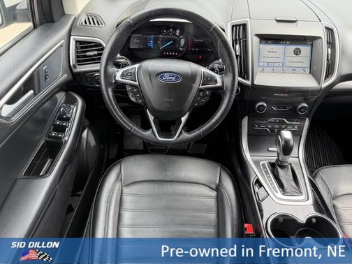 White Platinum Metallic Tri-Coat 2018 Ford Edge SEL