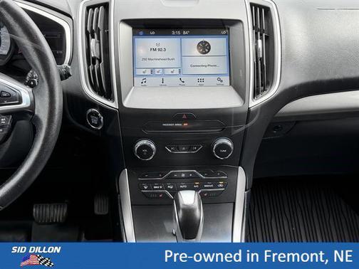 White Platinum Metallic Tri-Coat 2018 Ford Edge SEL
