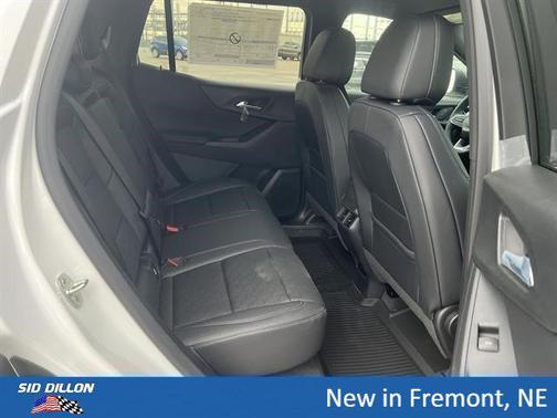 Summit White 2026 Chevrolet Equinox 1LT