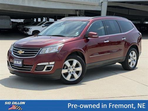 Siren Red Tintcoat 2017 Chevrolet Traverse Premier
