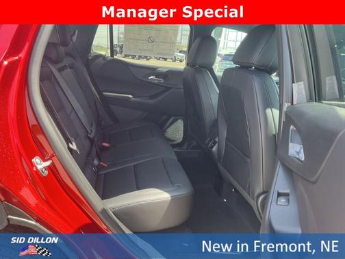Radiant Red Tintcoat 2026 Chevrolet Equinox 1LT