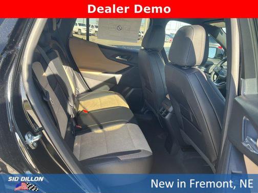 Mosaic Black Metallic 2026 Chevrolet Equinox AWD ACTIV
