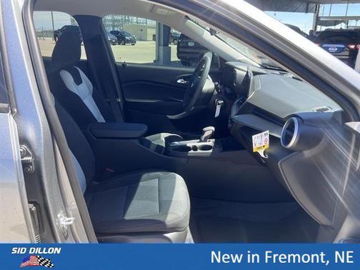 Sterling Gray Metallic 2026 Chevrolet Trax LS
