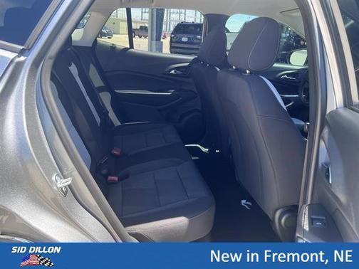 Sterling Gray Metallic 2026 Chevrolet Trax LS