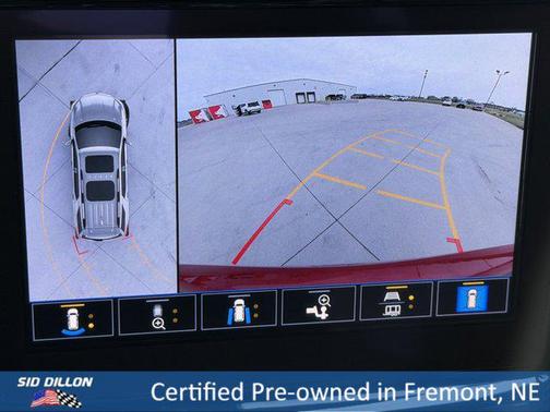 Radiant Red Tintcoat 2023 Chevrolet Traverse High Country