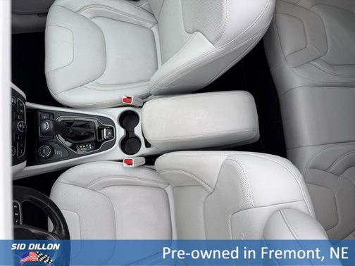 Velvet Red Pearlcoat 2021 Jeep Cherokee Limited