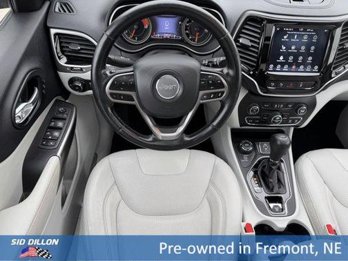 Velvet Red Pearlcoat 2021 Jeep Cherokee Limited