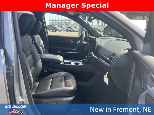 Sterling Gray Metallic 2026 Chevrolet Traverse RS