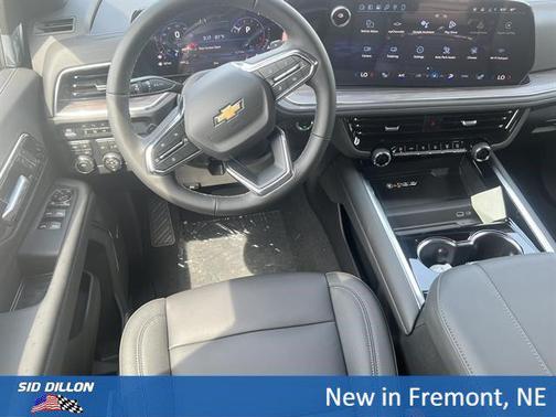 Sterling Gray Metallic 2026 Chevrolet Suburban LT