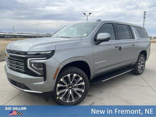 Sterling Gray Metallic 2026 Chevrolet Suburban High Country, 4WD