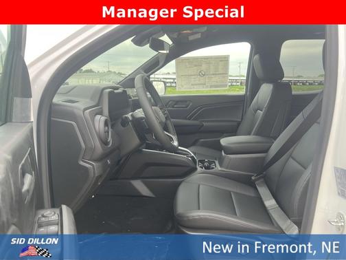 Summit White 2026 Chevrolet Colorado Trail Boss