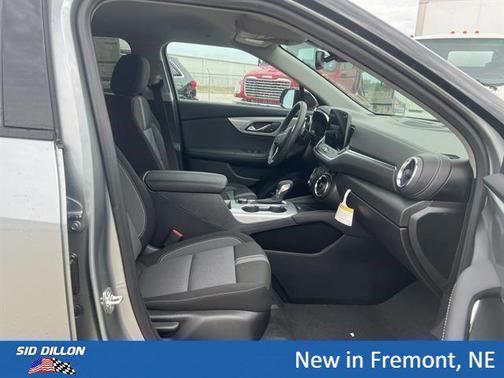 Sterling Gray Metallic 2026 Chevrolet Blazer 2LT