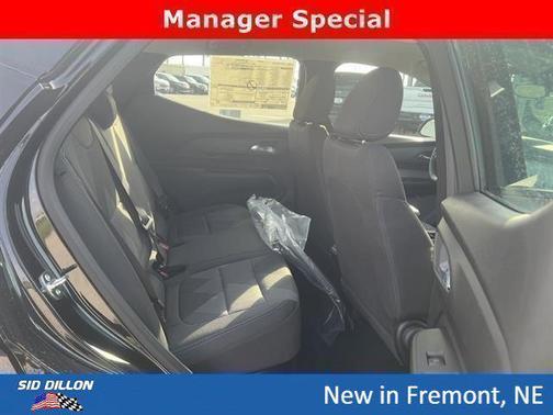 Mosaic Black Metallic 2027 Chevrolet Bolt LT