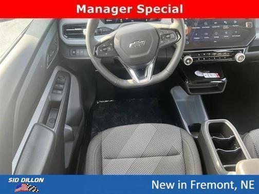 Mosaic Black Metallic 2027 Chevrolet Bolt LT