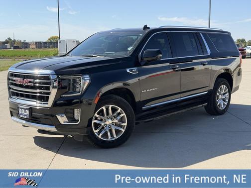 Onyx Black 2022 GMC Yukon XL SLT
