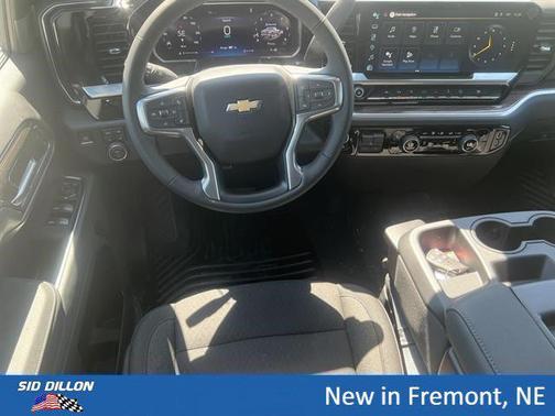 Summit White 2026 Chevrolet Silverado 1500 LT
