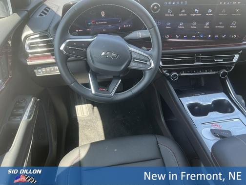 Sandstone Gray 2026 Chevrolet Traverse AWD Z71