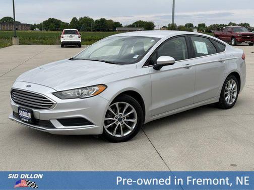 Ingot Silver 2017 Ford Fusion SE