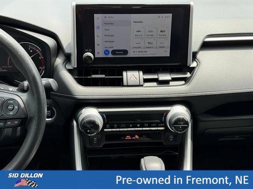 Ice Cap 2023 Toyota RAV4 XLE