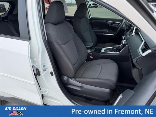 Ice Cap 2023 Toyota RAV4 XLE
