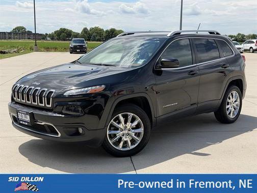 Brilliant Black Crystal Pearlcoat 2014 Jeep Cherokee Limited