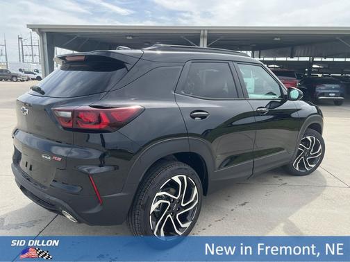 Mosaic Black Metallic 2026 Chevrolet Trailblazer RS