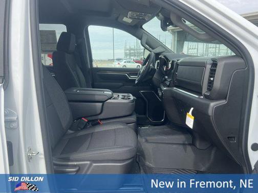 Summit White 2026 Chevrolet Silverado 2500 LT