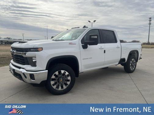 Summit White 2026 Chevrolet Silverado 2500 LT
