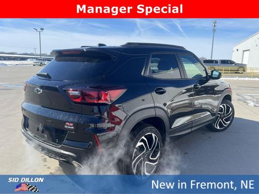 Mosaic Black Metallic 2026 Chevrolet Trailblazer RS