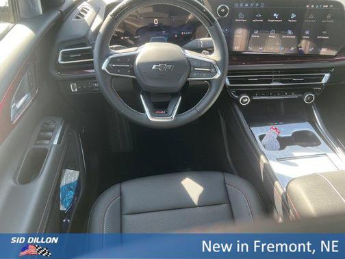 Sandstone Gray 2026 Chevrolet Traverse AWD Z71