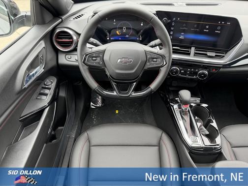 Sterling Gray Metallic 2026 Chevrolet Trax FWD 2RS