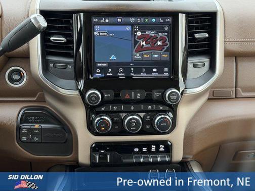 Bright White Clearcoat 2022 RAM 2500 Laramie Crew Cab 4x4 6'4' Box