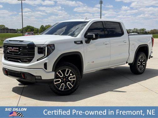 Summit White 2023 GMC Sierra 1500 AT4