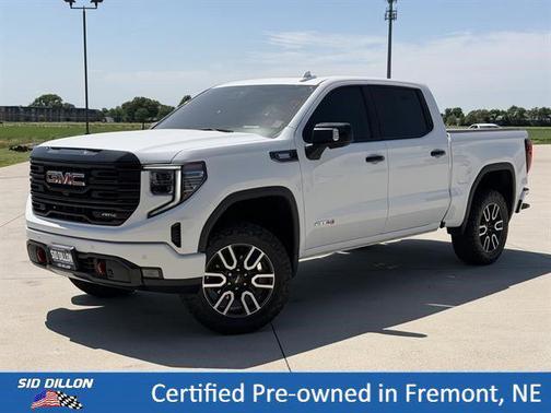 Summit White 2023 GMC Sierra 1500 AT4