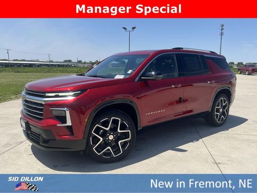 Radiant Red Tintcoat 2026 Chevrolet Traverse High Country