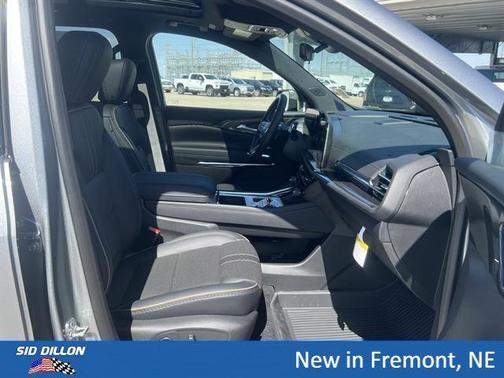 Sterling Gray Metallic 2026 Chevrolet Traverse High Country