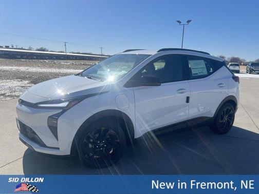Summit White 2027 Chevrolet Bolt RS
