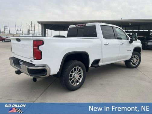 Summit White 2026 Chevrolet Silverado 2500 LTZ