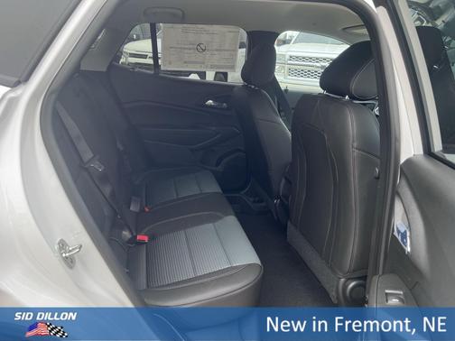 Summit White 2026 Chevrolet Trax LT