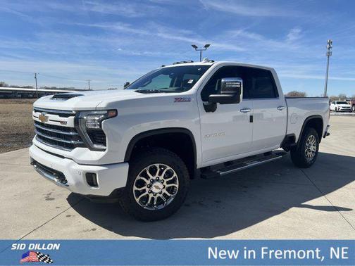 Summit White 2026 Chevrolet Silverado 2500 LTZ